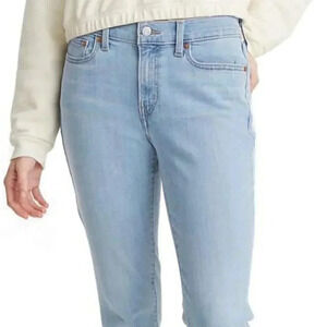 NWT Levis midrise  slim boyfriend denim jeans 12